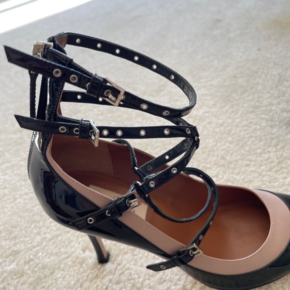 Velentino Authentic Rockstud Shoes - Picture 9 of 14